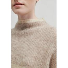 Overview second image: Ovalis Knit T-Neck