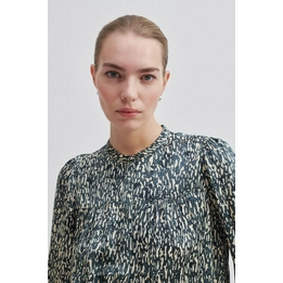 Overview second image: Luna Shirt
