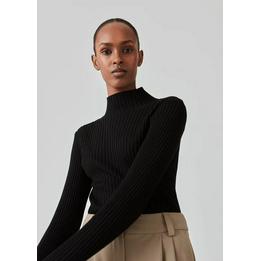 Overview image: Cate T-Neck Pullover